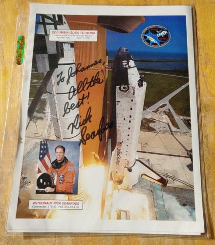 Von Rick Searfoss signiertes Bild eines Space Shuttles